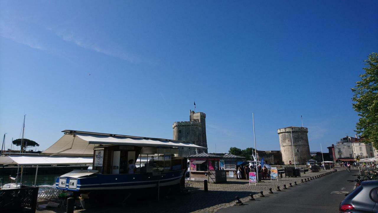 Апартаменты Sur Le Vieux Port, Centre De La Rochelle Ла-Рошель Экстерьер фото