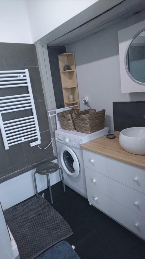 Апартаменты Sur Le Vieux Port, Centre De La Rochelle Ла-Рошель Экстерьер фото