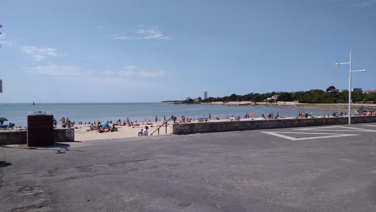 Апартаменты Sur Le Vieux Port, Centre De La Rochelle Ла-Рошель Экстерьер фото