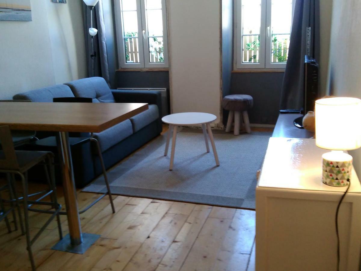 Апартаменты Sur Le Vieux Port, Centre De La Rochelle Ла-Рошель Экстерьер фото