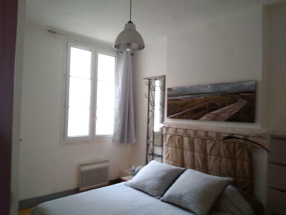 Апартаменты Sur Le Vieux Port, Centre De La Rochelle Ла-Рошель Экстерьер фото